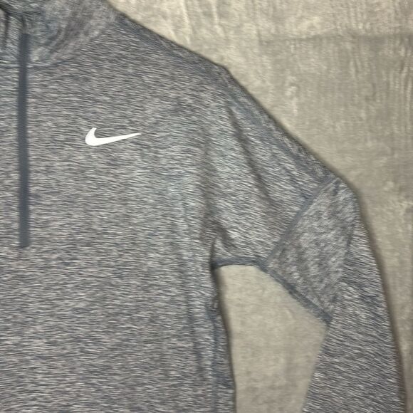 Nike Heathered Light Blue 1/4 Zip Running Lightweight Pullover Size XS - Picture 3 of 10